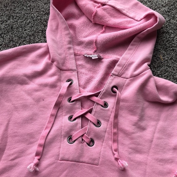 American eagle lace up cropped pink hoodie - Picture 5 of 5
